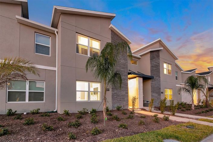 Image No.31-4 Bed Townhouse for sale