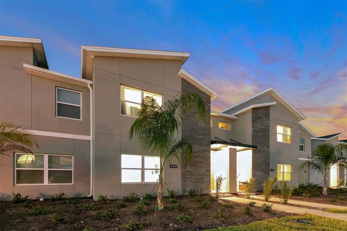 Image No.34-4 Bed Townhouse for sale