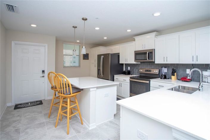 Image No.3-2 Bed Property for sale