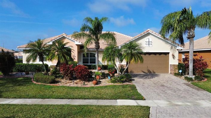 Image No.2-4 Bed Property for sale