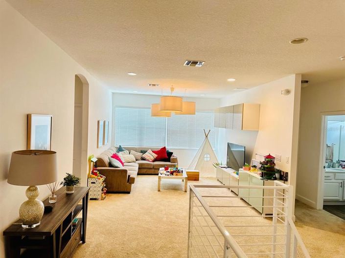 Image No.16-8 Bed Property for sale