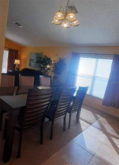 Image No.7-Propriété de 4 chambres à vendre à Kissimmee