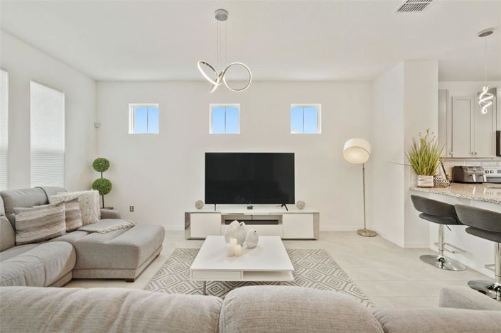 Image No.5-Propriété de 4 chambres à vendre à Kissimmee