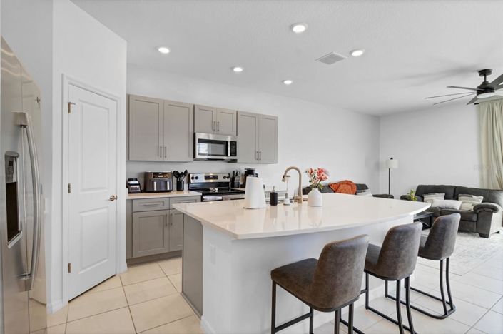 Image No.18-3 Bed Townhouse for sale