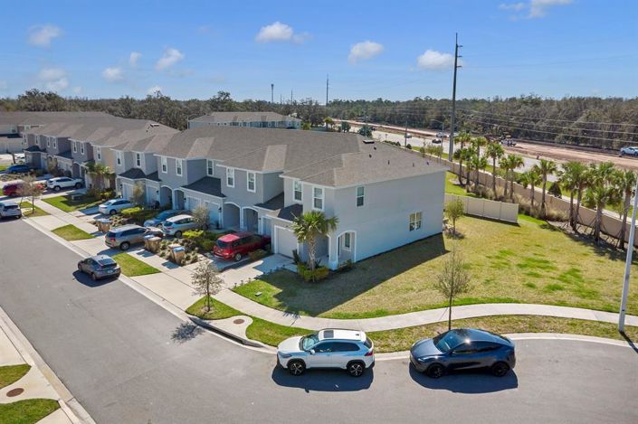 Image No.4-3 Bed Townhouse for sale