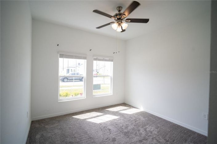 Image No.8-Propriété de 4 chambres à vendre à Kissimmee