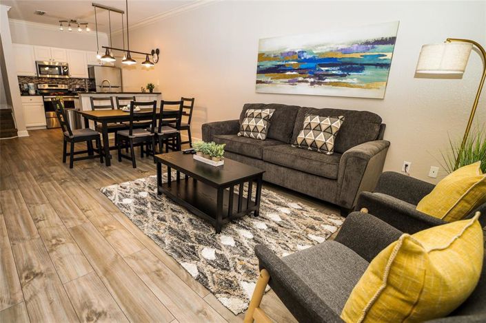 Image No.12-3 Bed Townhouse for sale