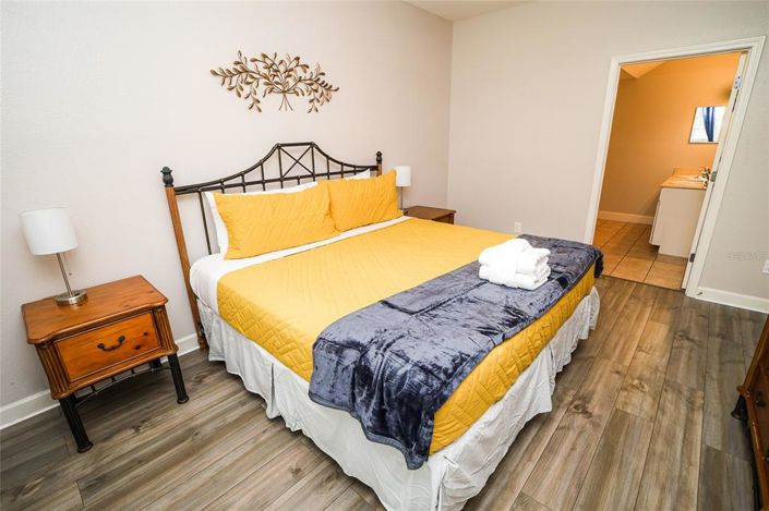 Image No.24-3 Bed Townhouse for sale