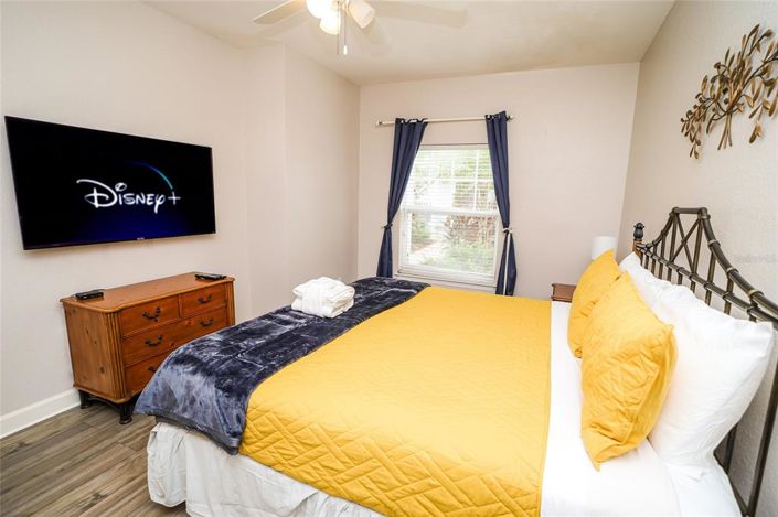 Image No.25-3 Bed Townhouse for sale