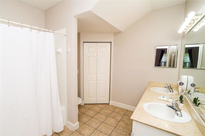 Image No.42-3 Bed Townhouse for sale