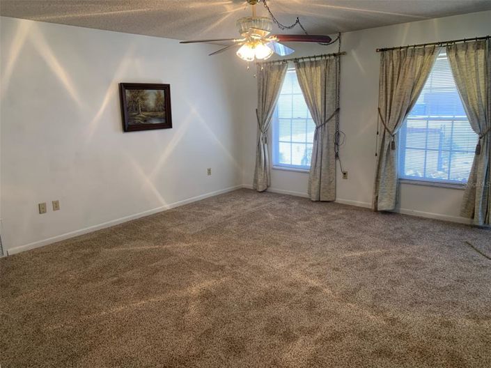 Image No.5-3 Bed Property for sale