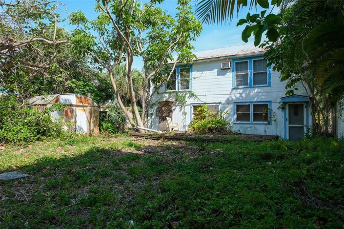Image No.1-Propriété de 2 chambres à vendre à Bradenton Beach