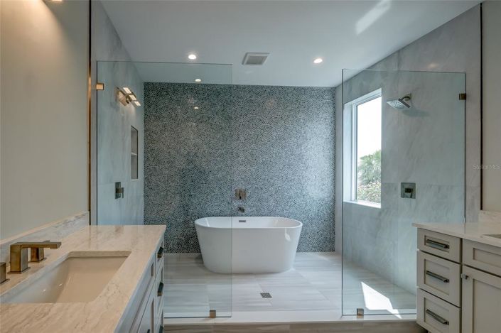 Image No.2-Propriété de 2 chambres à vendre à Bradenton Beach