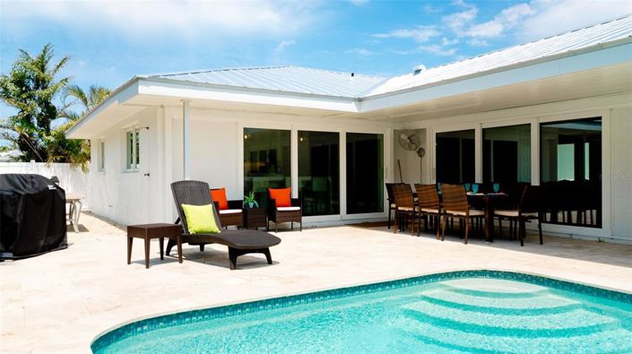 Image No.14-3 Bed Property for sale