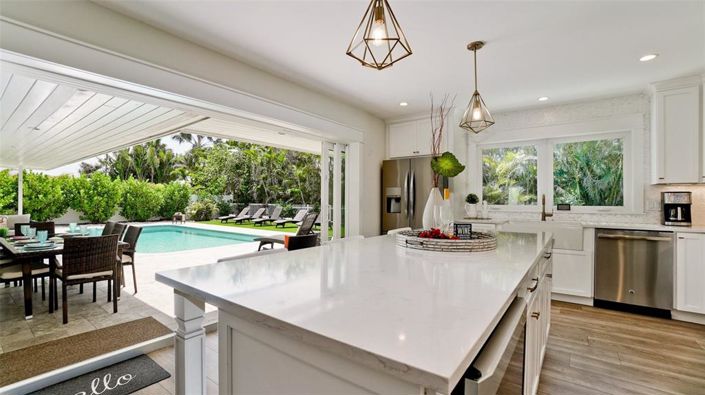 Image No.19-3 Bed Property for sale