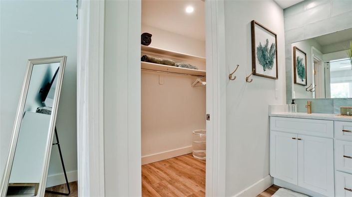 Image No.30-3 Bed Property for sale