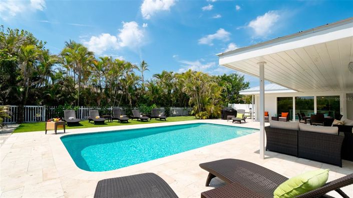 Image No.7-3 Bed Property for sale