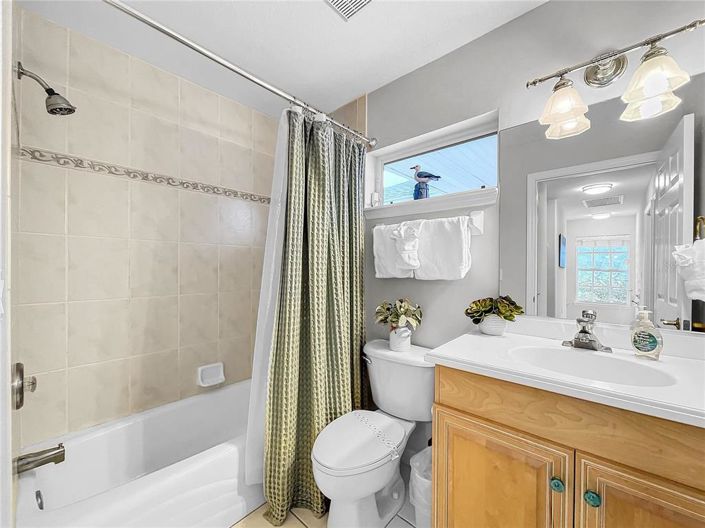 Image No.42-3 Bed Property for sale