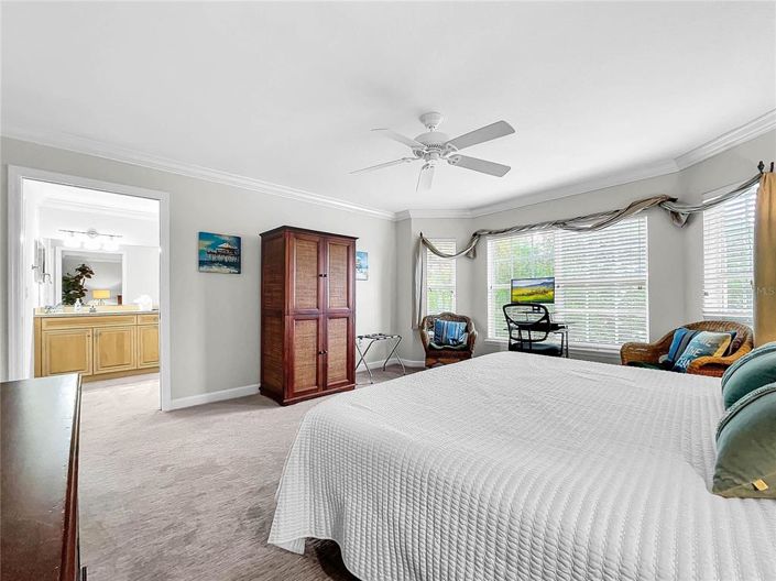 Image No.54-3 Bed Property for sale