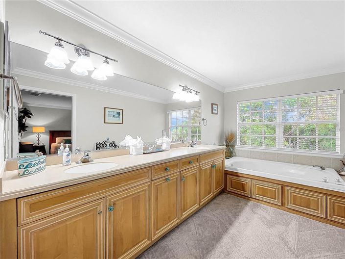 Image No.57-3 Bed Property for sale