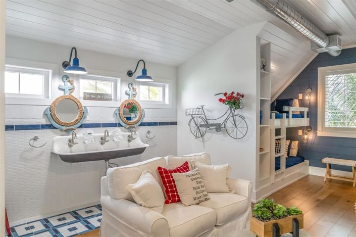 Image No.34-5 Bed Property for sale