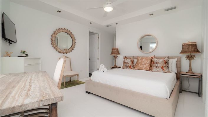 Image No.16-3 Bed Property for sale