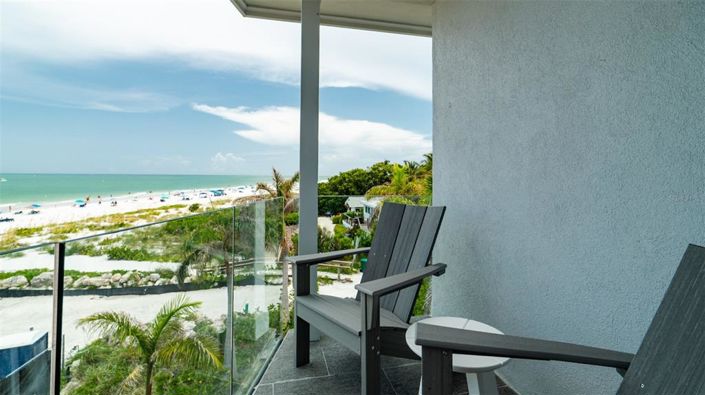 Image No.22-3 Bed Property for sale