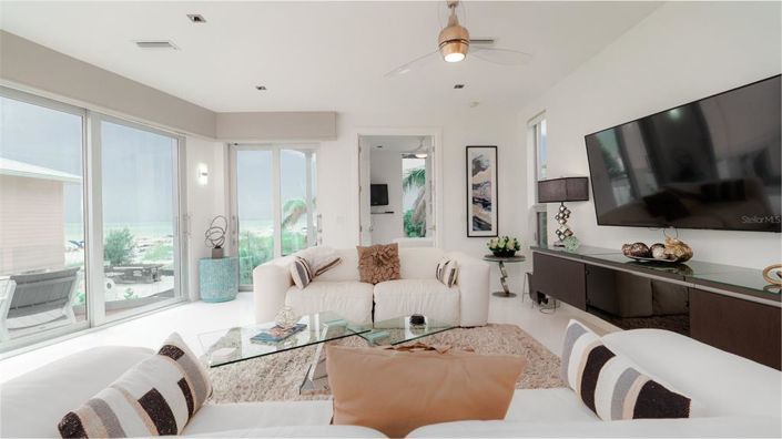 Image No.9-3 Bed Property for sale