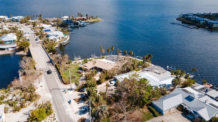 Image No.3-Propriété de 4 chambres à vendre à Holmes Beach