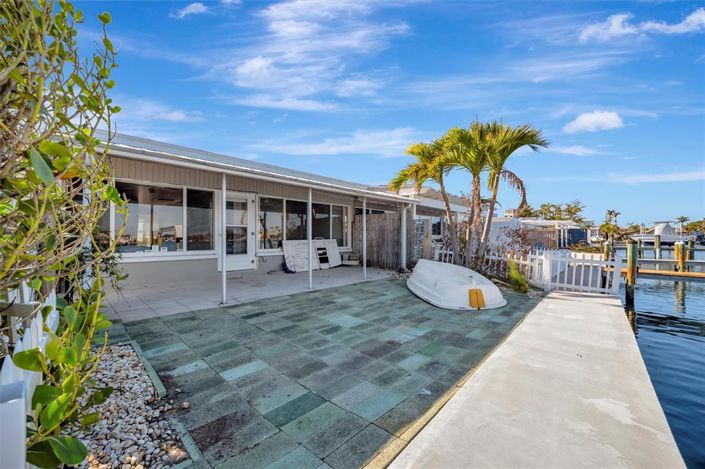 Image No.16-2 Bed Property for sale