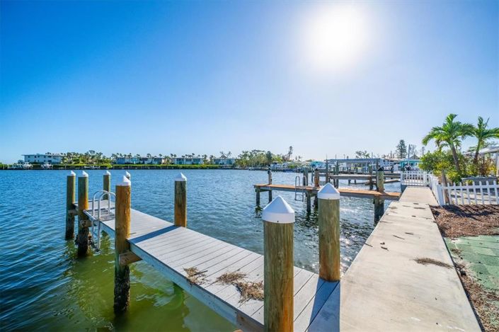 Image No.17-Propriété de 2 chambres à vendre à Holmes Beach