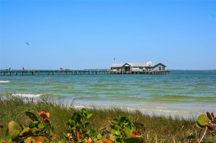 Image No.84-6 Bed Property for sale