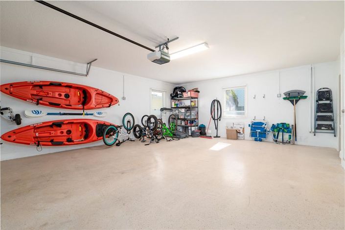 Image No.40-4 Bed Property for sale