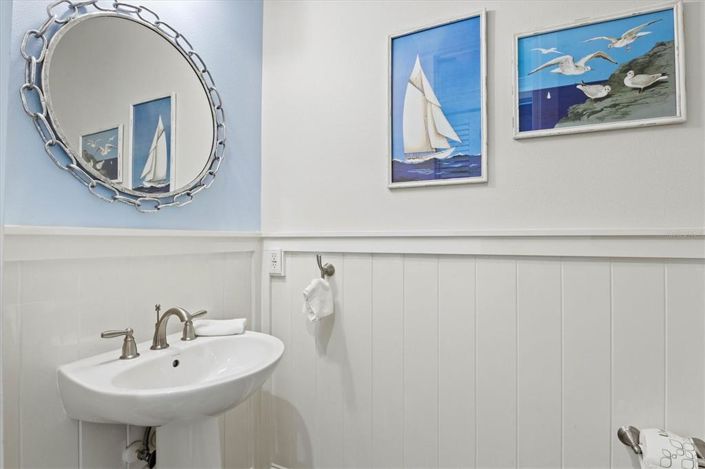 Image No.32-7 Bed Property for sale