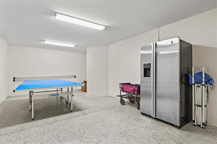 Image No.67-7 Bed Property for sale