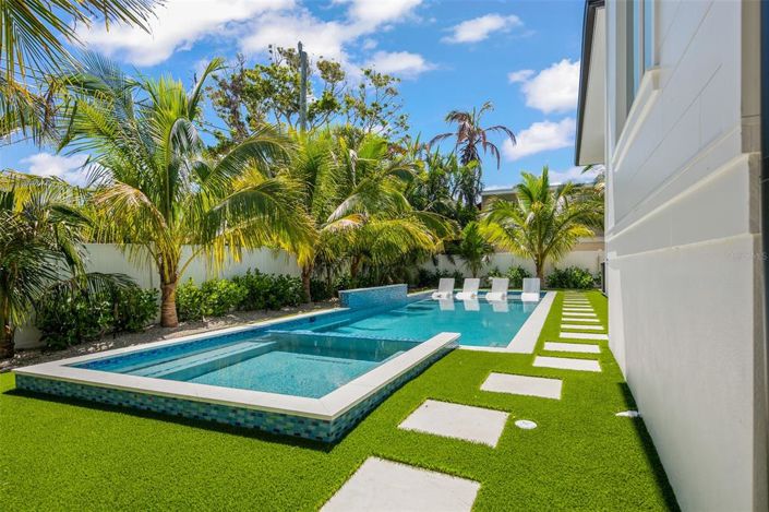 Image No.11-Propriété de 4 chambres à vendre à Holmes Beach