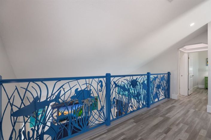 Image No.81-4 Bed Property for sale