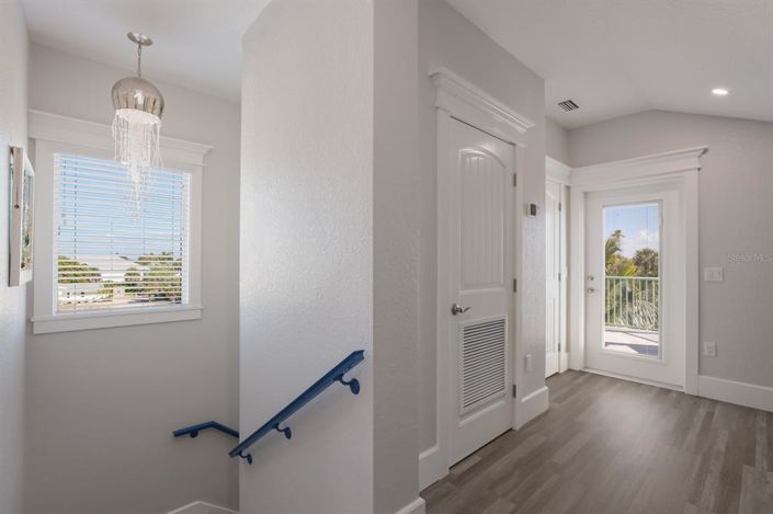 Image No.82-4 Bed Property for sale