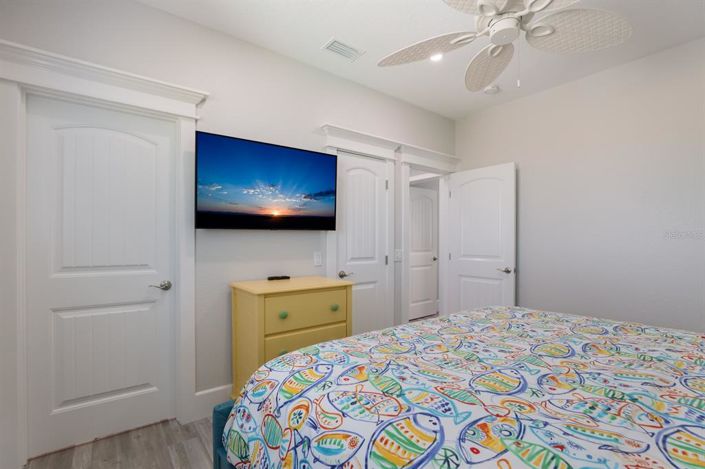 Image No.85-4 Bed Property for sale