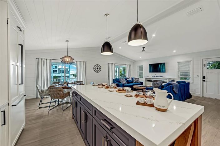 Image No.16-3 Bed Property for sale