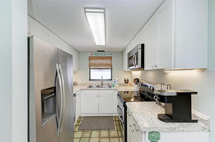 Image No.13-3 Bed Property for sale