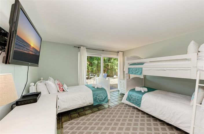 Image No.20-3 Bed Property for sale