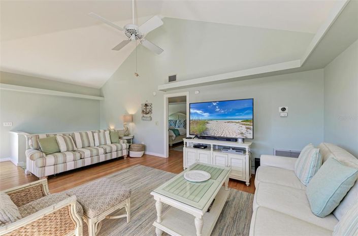 Image No.26-3 Bed Property for sale