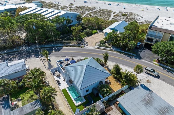 Image No.48-3 Bed Property for sale