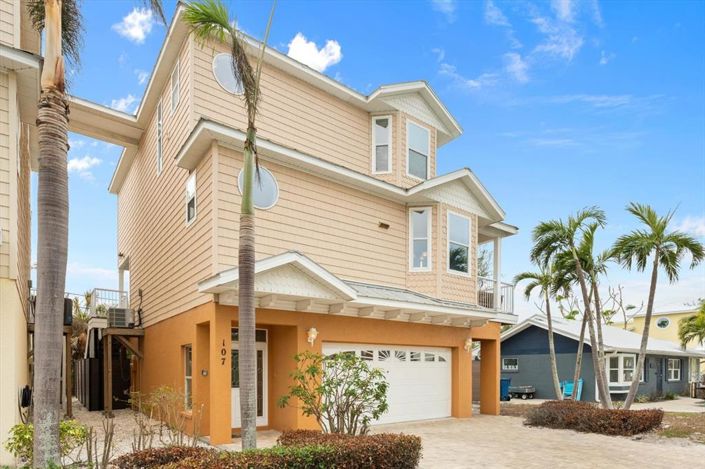 Image No.1-Propriété de 2 chambres à vendre à Holmes Beach
