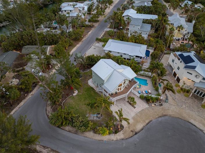 Image No.24-3 Bed Property for sale