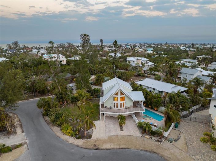 Image No.25-3 Bed Property for sale