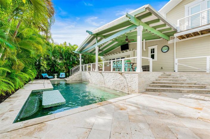 Image No.3-Propriété de 4 chambres à vendre à Holmes Beach