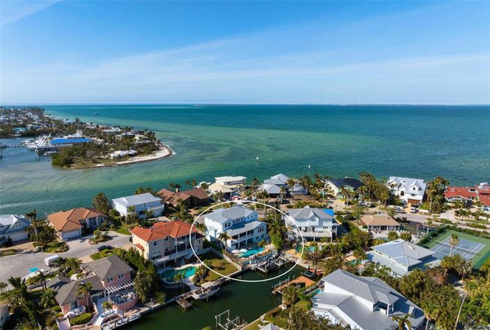 Image No.2-Propriété de 4 chambres à vendre à Holmes Beach