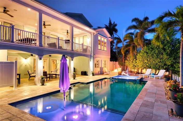 Image No.6-Propriété de 4 chambres à vendre à Holmes Beach